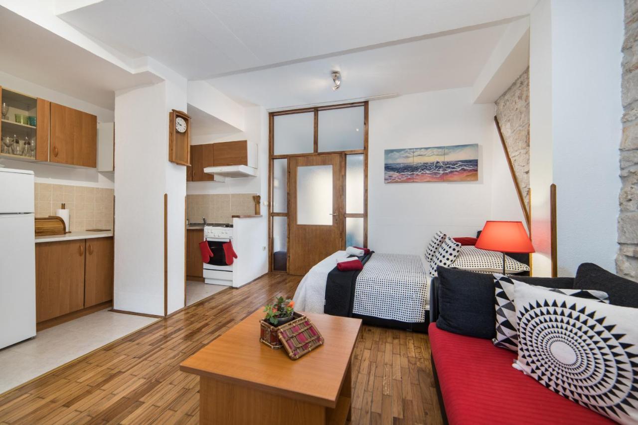 Apartments Gajeta Gradac  Exteriör bild