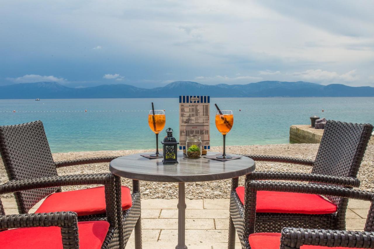 Apartments Gajeta Gradac  Exteriör bild
