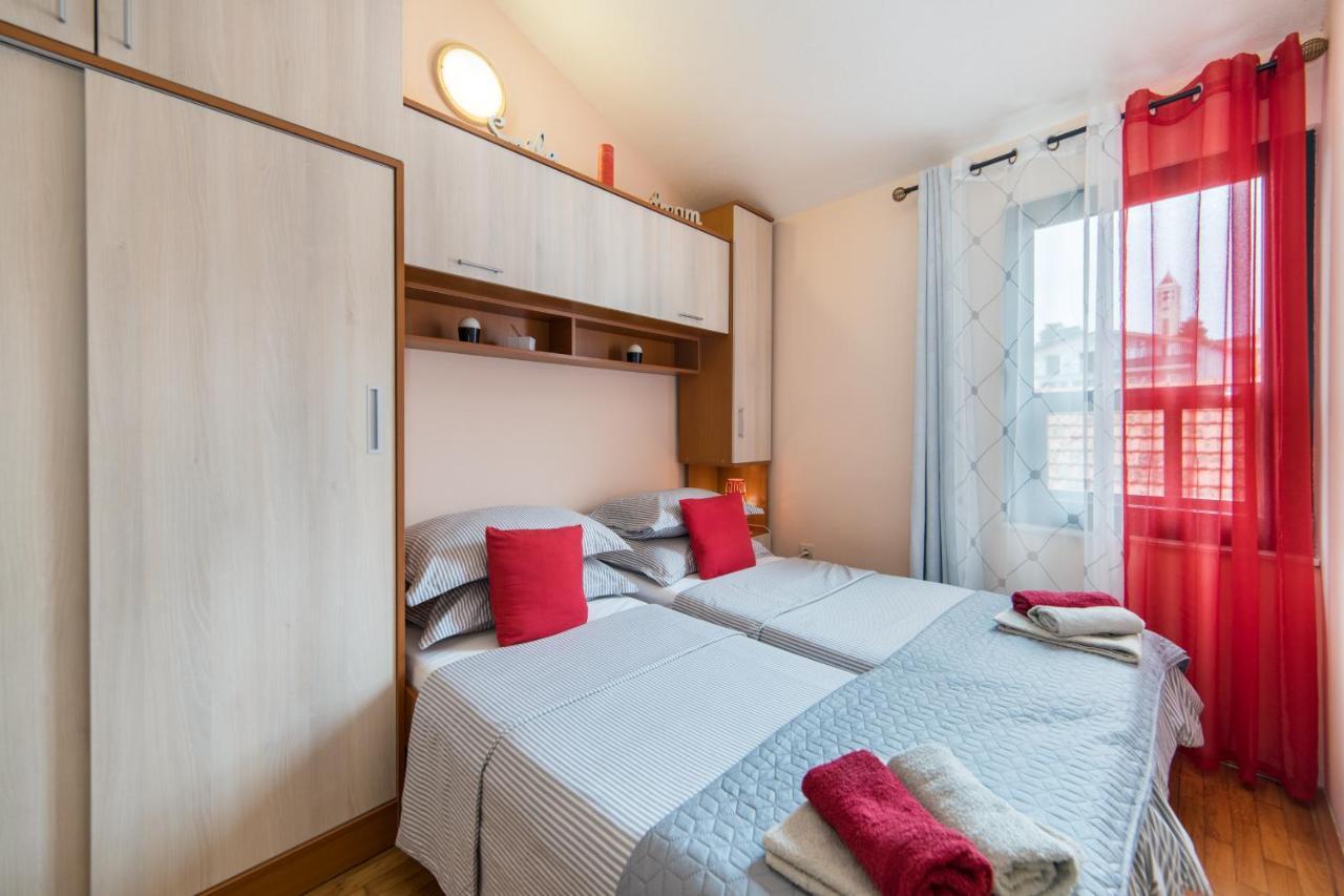 Apartments Gajeta Gradac  Exteriör bild