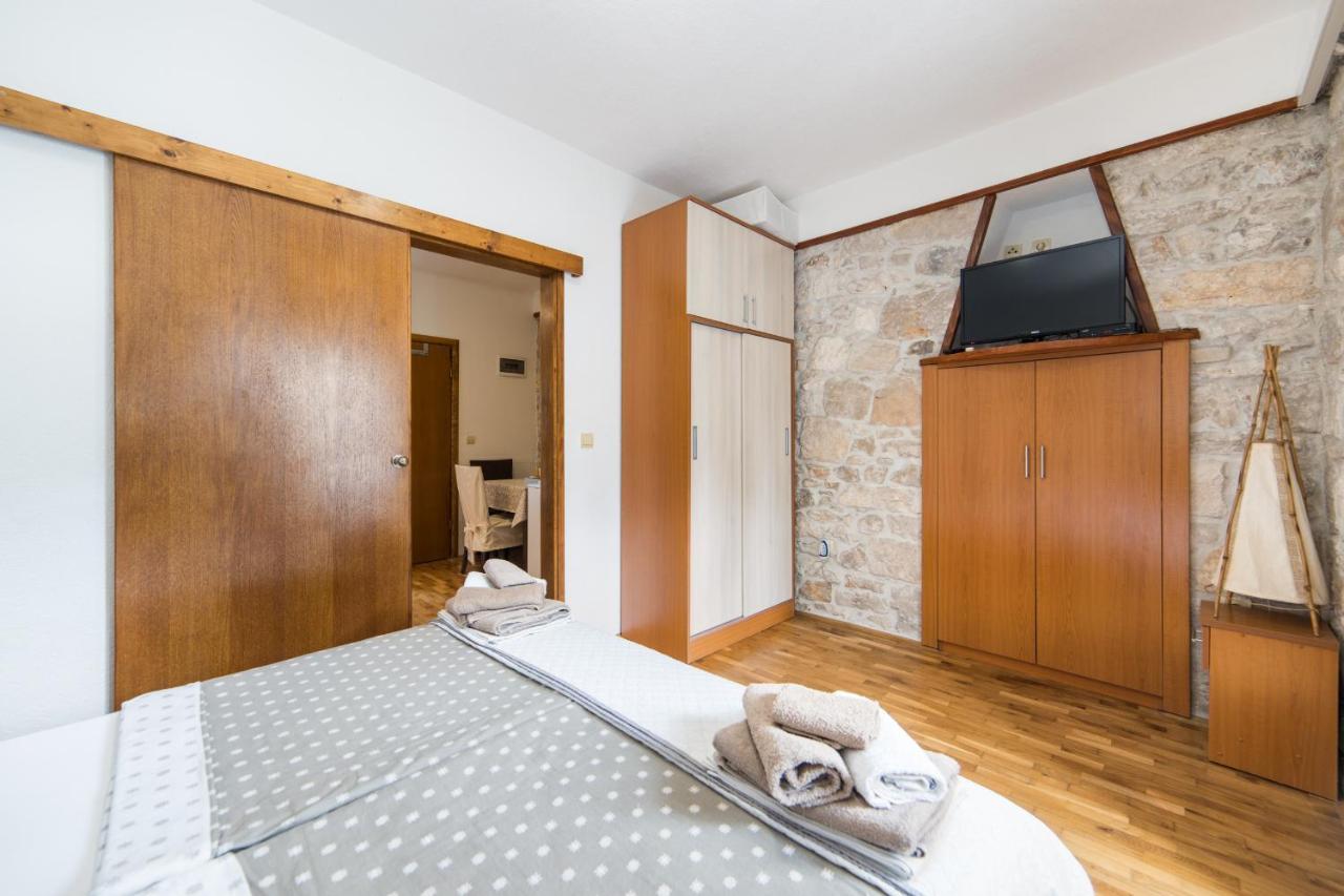 Apartments Gajeta Gradac  Exteriör bild