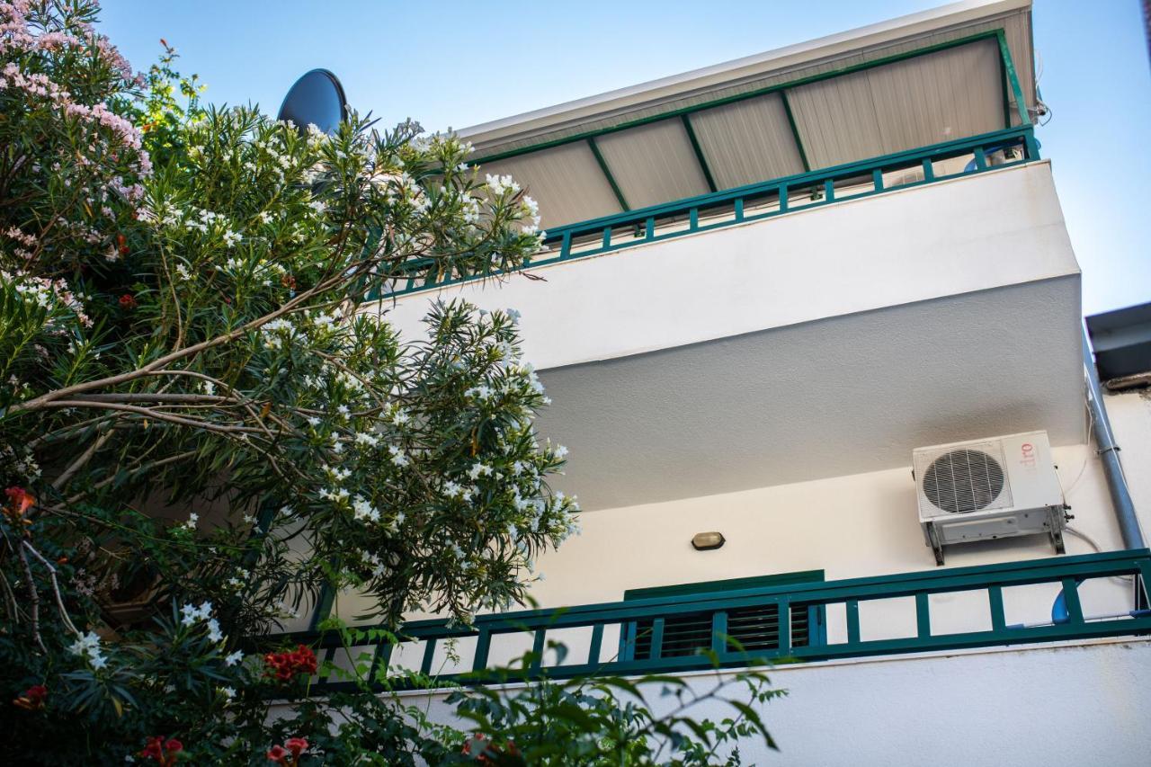 Apartments Gajeta Gradac  Exteriör bild